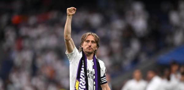 芝麻配资 世体：莫德里奇加盟米兰后大幅降薪，年薪仅为250万-300万欧